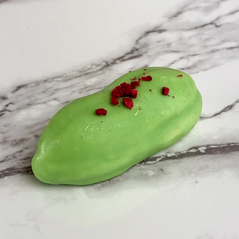 Pistachio dessert from the Ambra collection